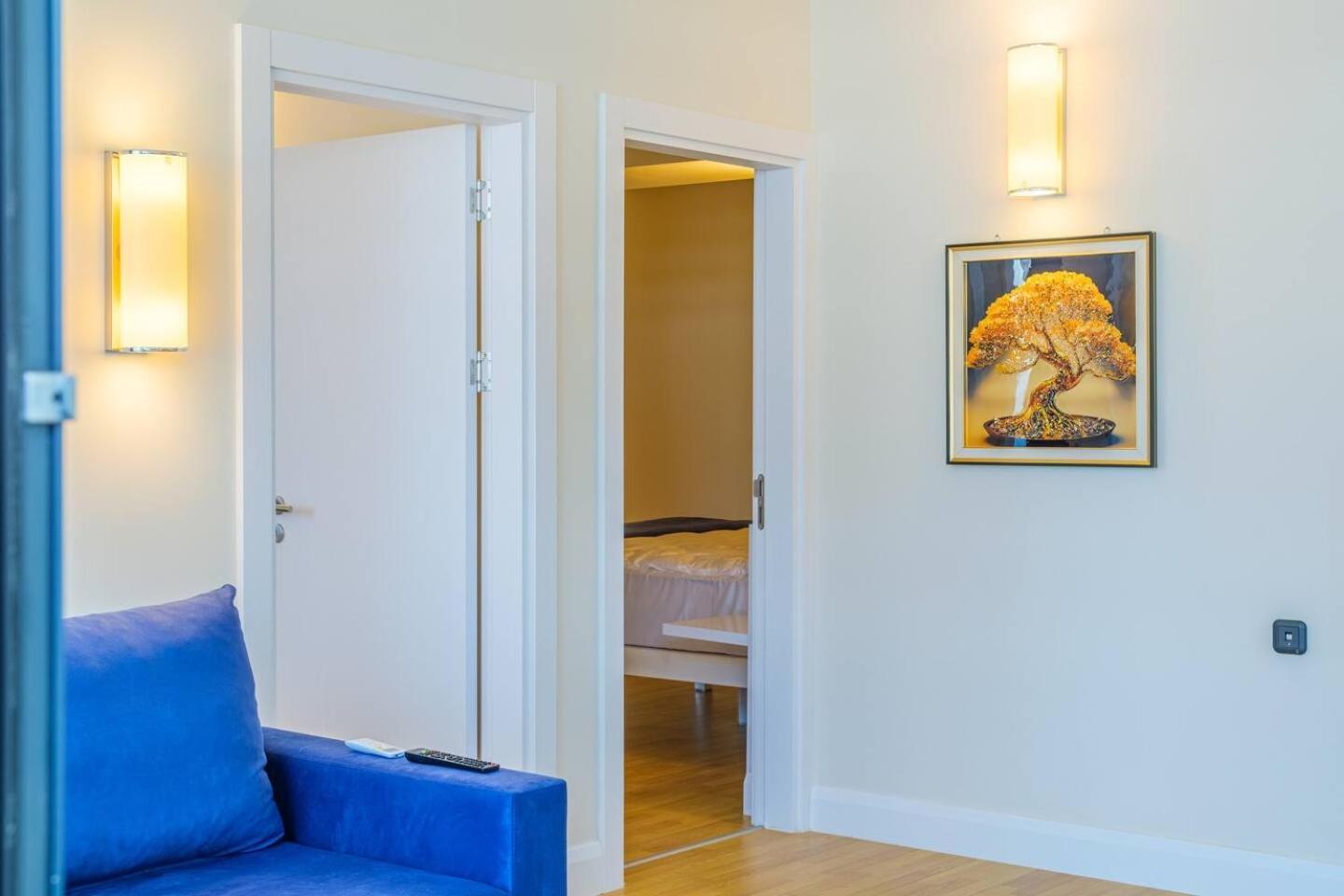 Luxury Orbi City Sea View Aparthotel Батуми Екстериор снимка