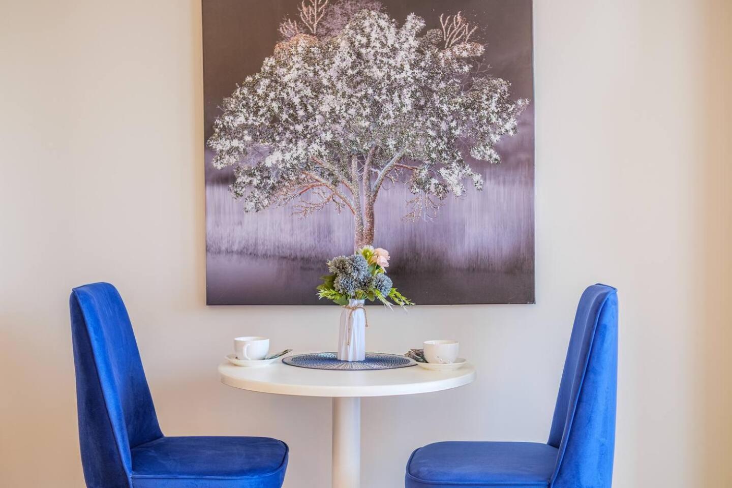 Luxury Orbi City Sea View Aparthotel Батуми Екстериор снимка